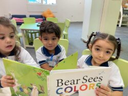 KG1 Students Exploring the Library