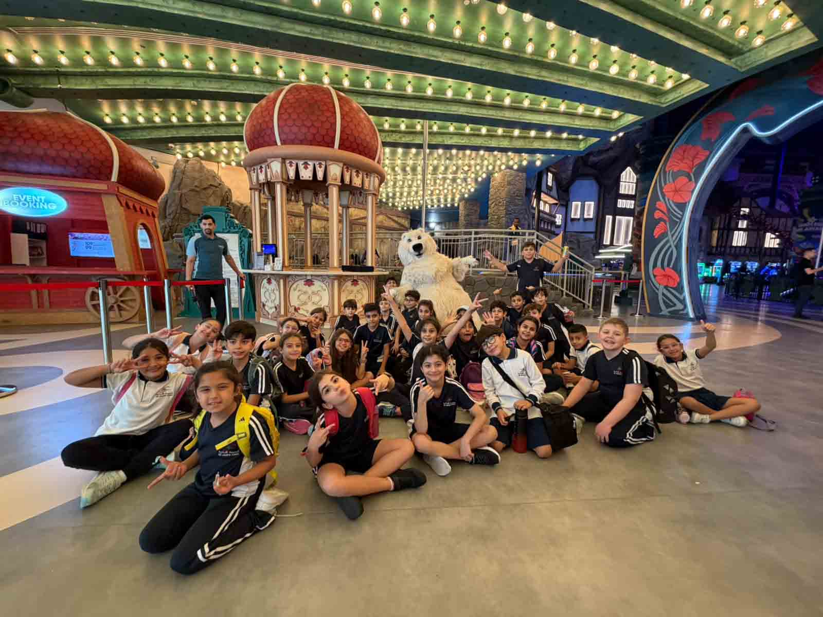 Grades 3 and 4 Enjoy a Fun Day at Trocadero